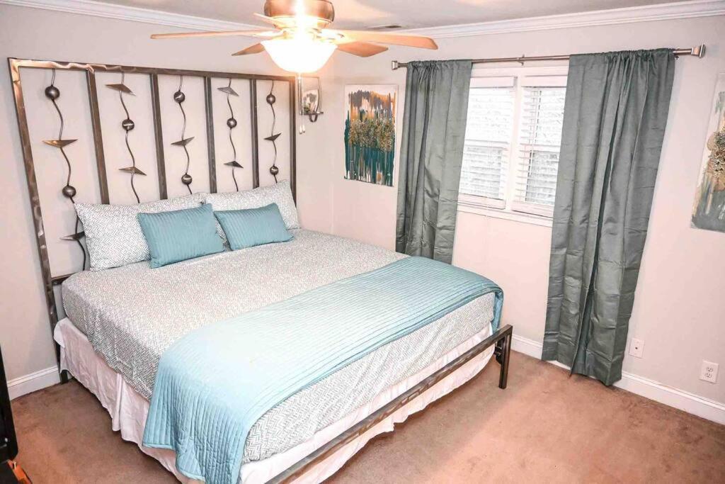 Cozy - 2 Bedroom Townhome Getaway - Plaza Midwood Apartamento